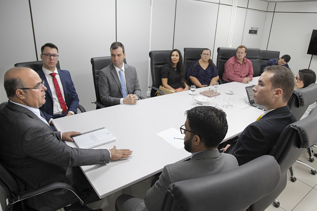 Servidores ser�o capacitados ap�s aprova��o do projeto. Foto: Itawi Albuquerque