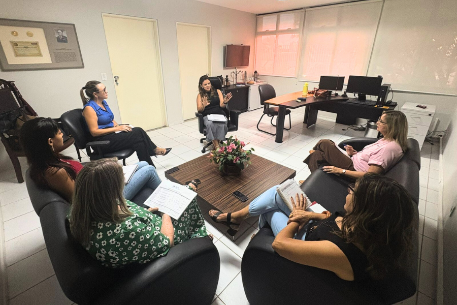 Nathálya Ataíde sucede, desde 18 de dezembro de 2025, a juíza Carolina Valões, que esteve à frente do PCJE e da coordenação de estágios.