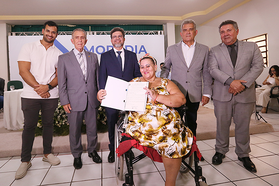 TJAL entrega 80 títulos de propriedade a famílias em Pão de Açúcar