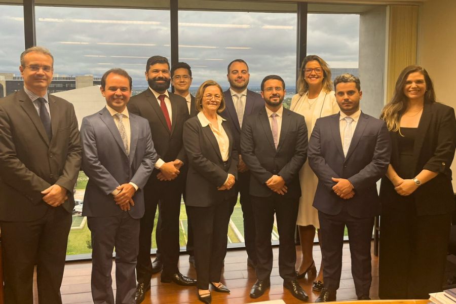 Turma se encontrou com a ministra  Marluce Caldas, do Superior Tribunal de Justiça  (STJ), durante visita institucional ao órgão.