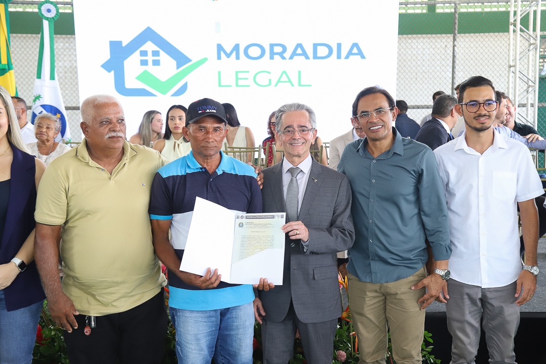 Moradia Legal regulariza 283 imóveis em Messias