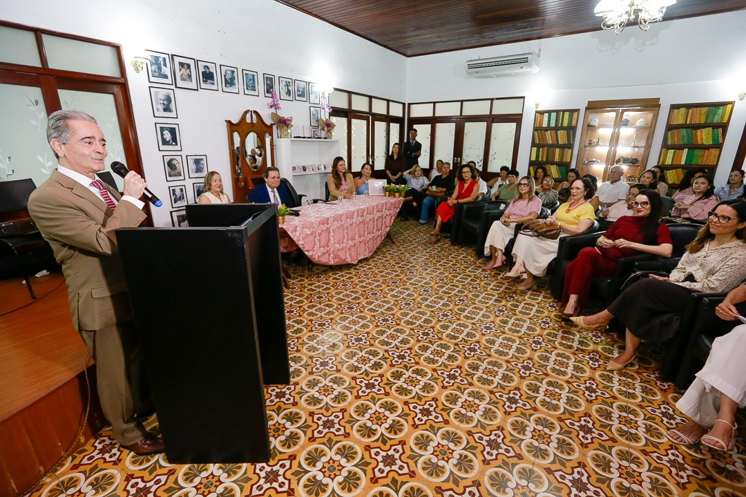 Prêmio reconhece mulheres que se dedicam à educação pública e contribuem com o Programa Cidadania e Justiça na Escola.