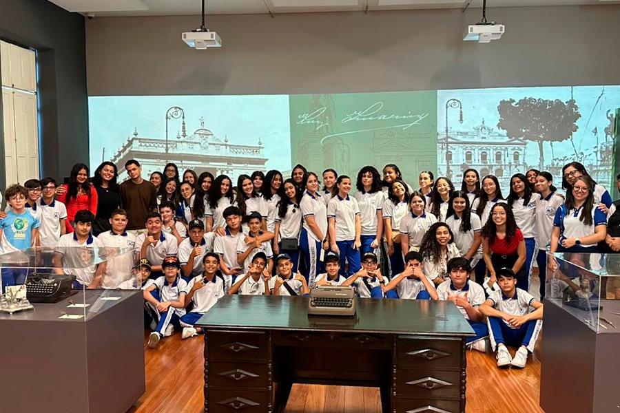50 alunos de escola de Pernambuco conheceram o Museu do Judiciário alagoano