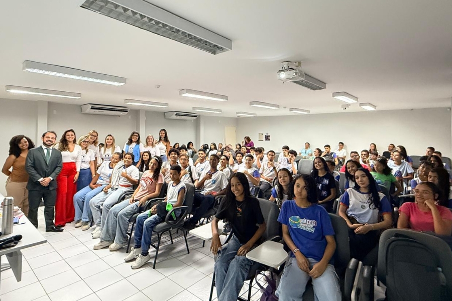 Palestra de encerramento da Jornada Antibullying contou com a participação de 80 estudantes