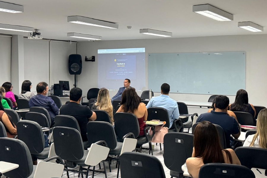 Curso de formação para candidatos aprovados para o cargo de Juiz Leigo ocorre durante toda esta semana.