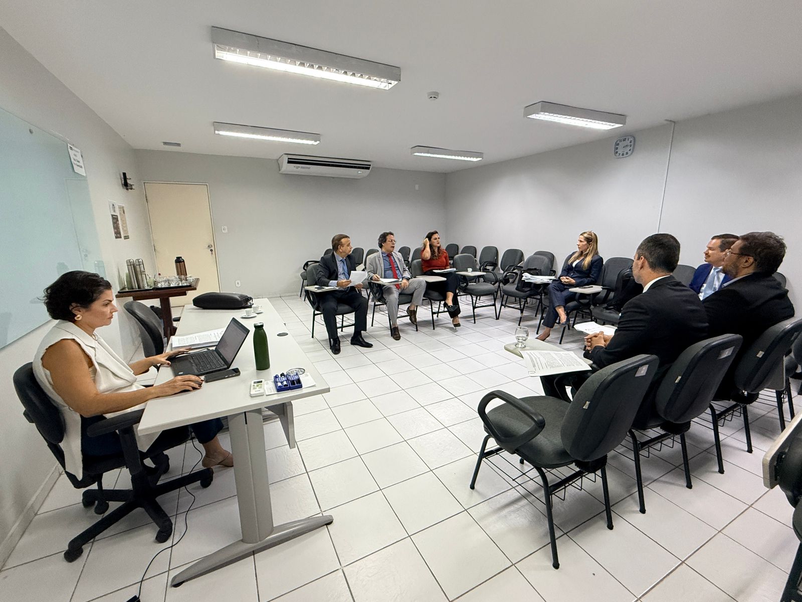 Grupo dialogou sobre formas de modernizar a escola e aproximá-la ainda mais da sociedade.