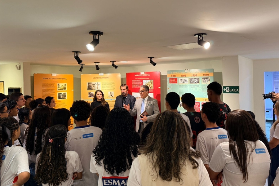 A visita teve início com apresentação de Jasiel Ivo, Nathálya Ataide e Oswaldo Zaidan.