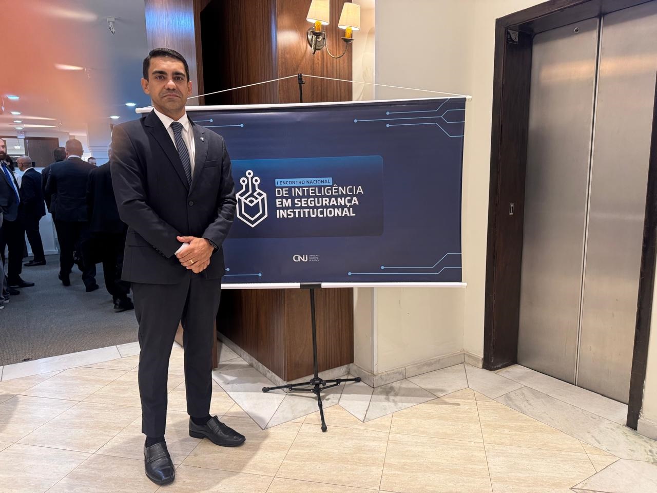 Juiz Geneir Marques participa de Encontro Nacional de Inteligência em Segurança Institucional