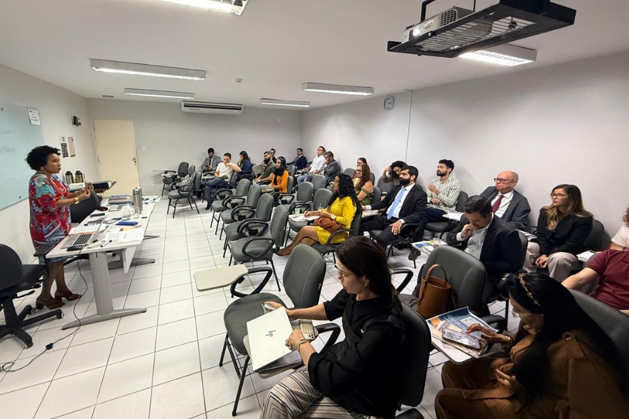 Adriana Melônio e Camila Pulin ministram capacitação em Direitos Humanos, raça e etnia