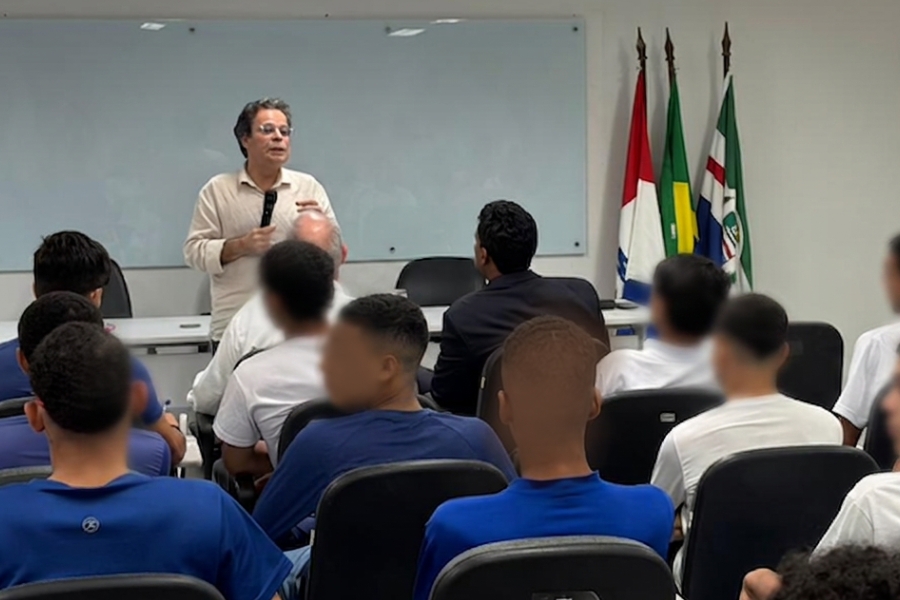 Importância dos estudos e a possibilidade de construção de outros caminhos de vida foram os tópicos de destaque do encontro.