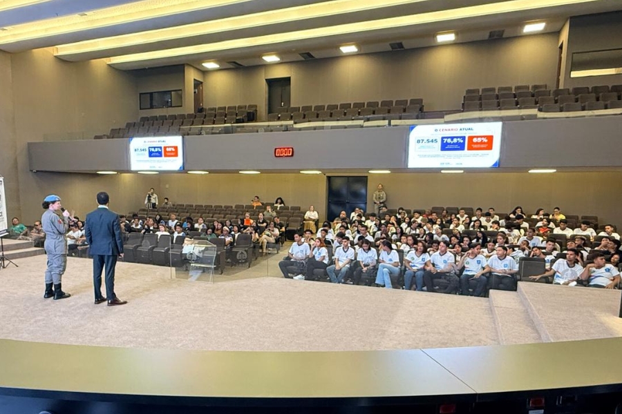Palestra sobre violência sexual reuniu cerca de 180 estudantes no Pleno do TJAL.