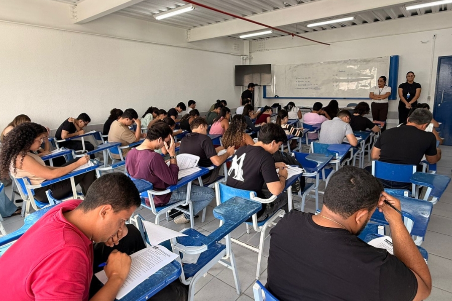 Mais de 450 candidatos fizeram a prova objetiva do processo seletivo  para estágio em Direito no TJAL.