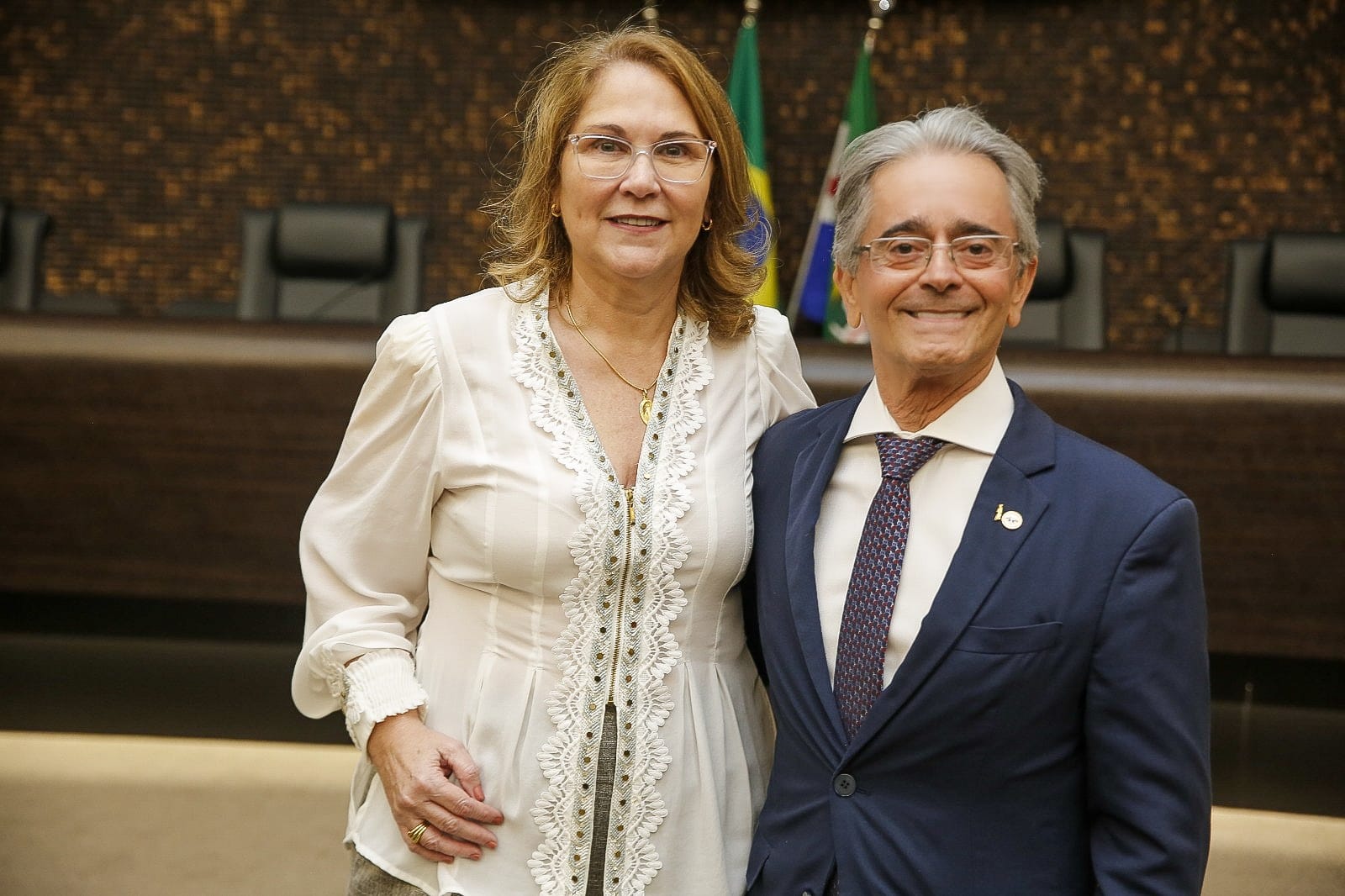 Desembargadora Silvana Lessa e presidente Fábio Bittencourt nesta terça (21), após votação.