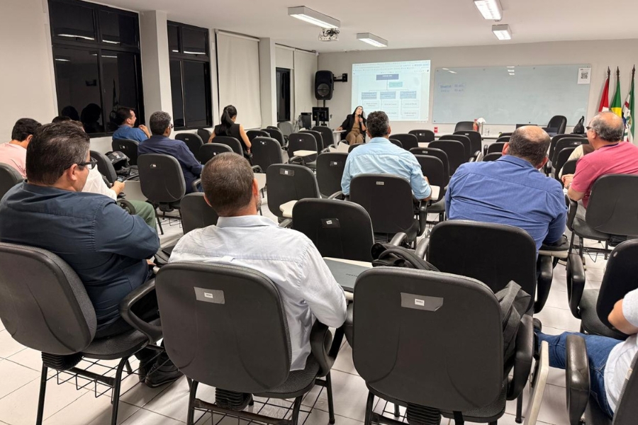 Formação sobre gestão de riscos foi realizada nesta sexta-feira (14), na sede da Esmal