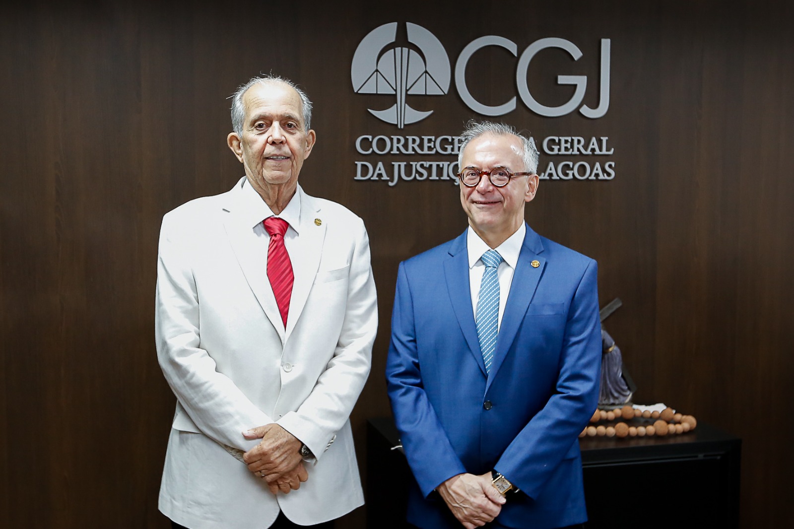 Visita foi acompanhada pelo atual corregedor-geral, desembargador Celyrio Adamastor.
