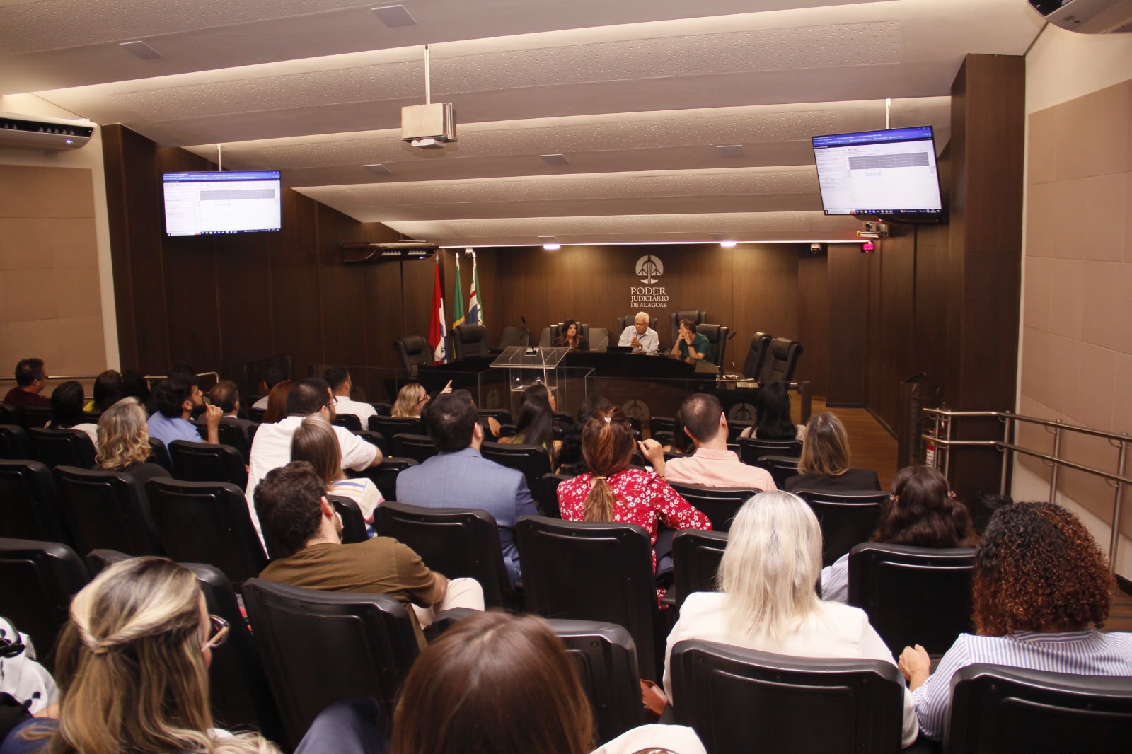 Treinamento acontece nesta segunda (14), na sede do TJAL.