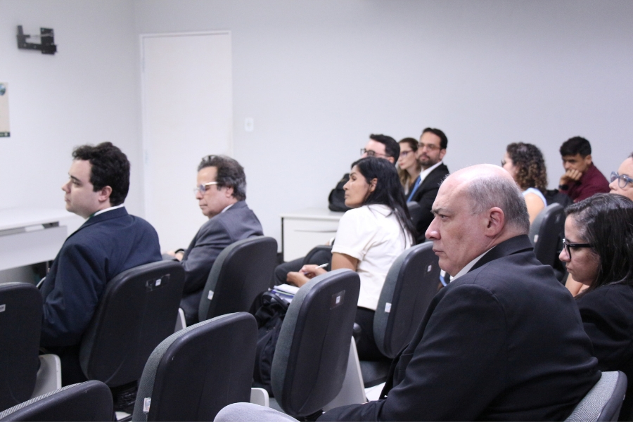 Esmal reúne instituições de ensino superior para discutir protocolo de atuação contra crimes de ódio e violações de direitos.